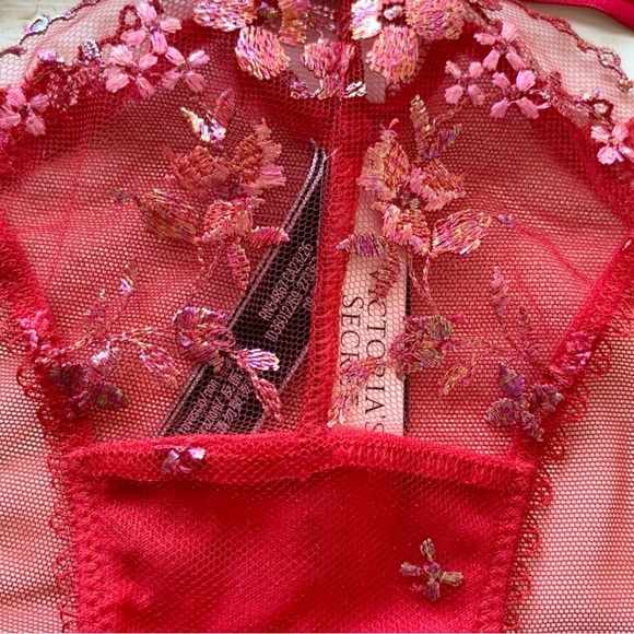 Victoria’s Secret Cheekini Panty Small New - Picture 4 of 6